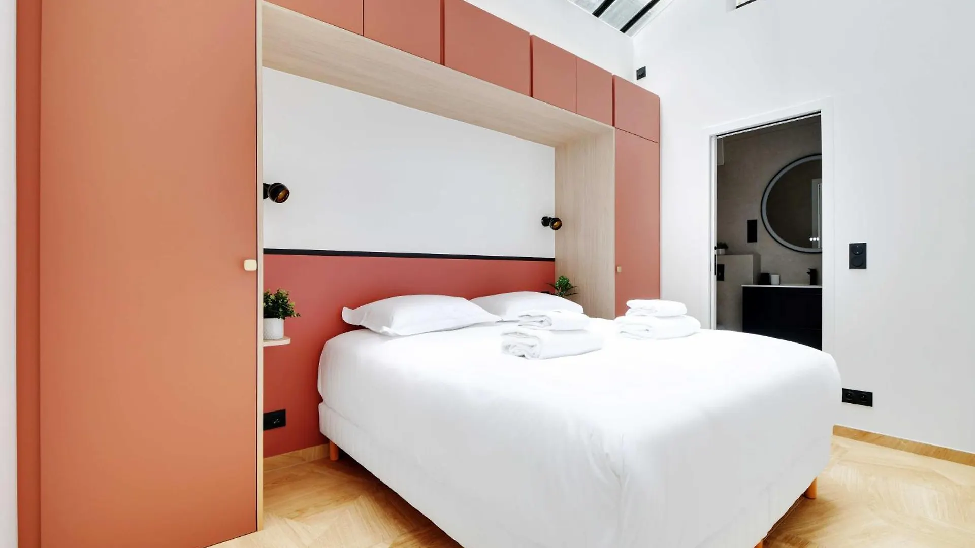 Elegant Apartment - 3Br-7P - Moulin Rouge Paris