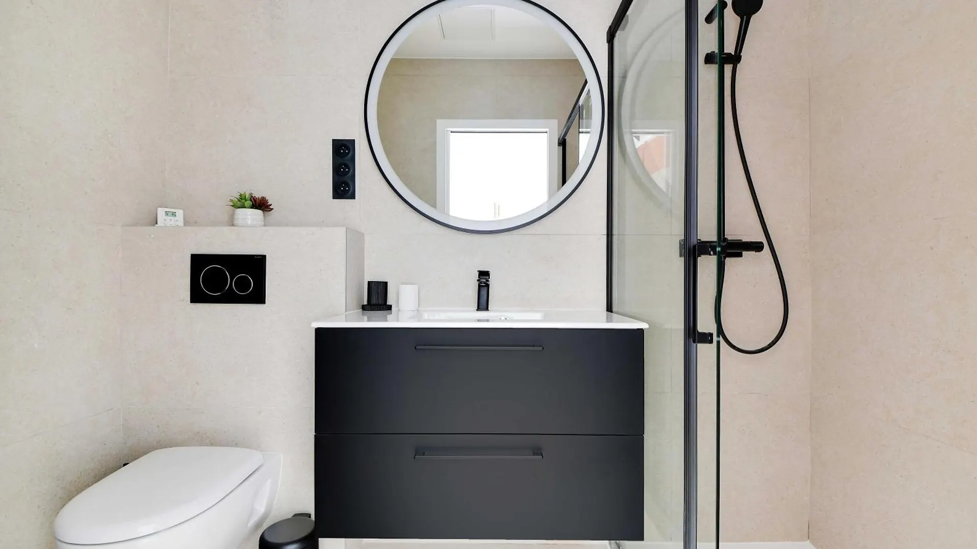 Elegant Apartment - 3Br-7P - Moulin Rouge Paris 0*,